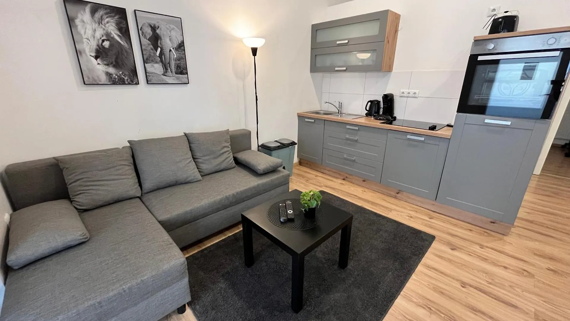 Apartment Central 10B 40Qm Wi-Fi Free Parking Calm Back House Dortmund