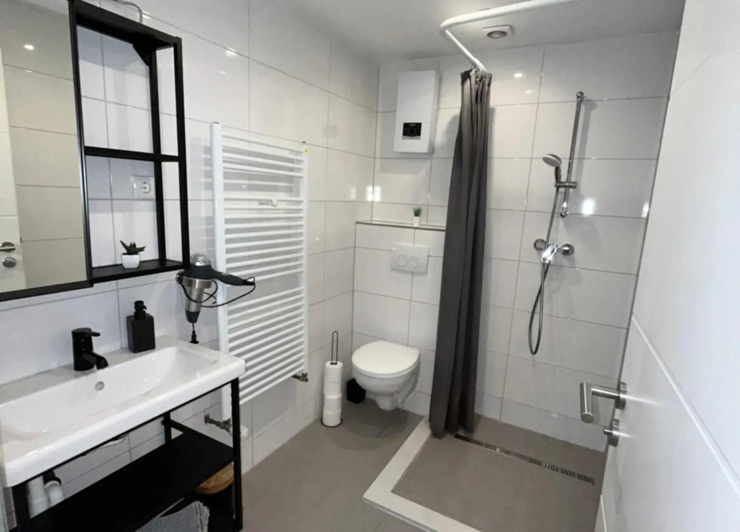 Apartment Central 10B 40Qm Wi-Fi Free Parking Calm Back House Dortmund 0*,  Deutschland